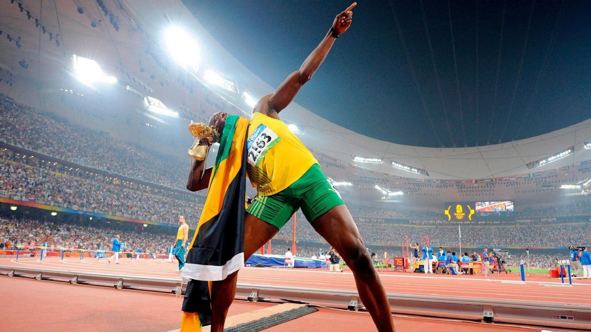 华子盛赞东契奇为联盟最佳年轻球员 直言詹姆斯已步入职业生涯尾声