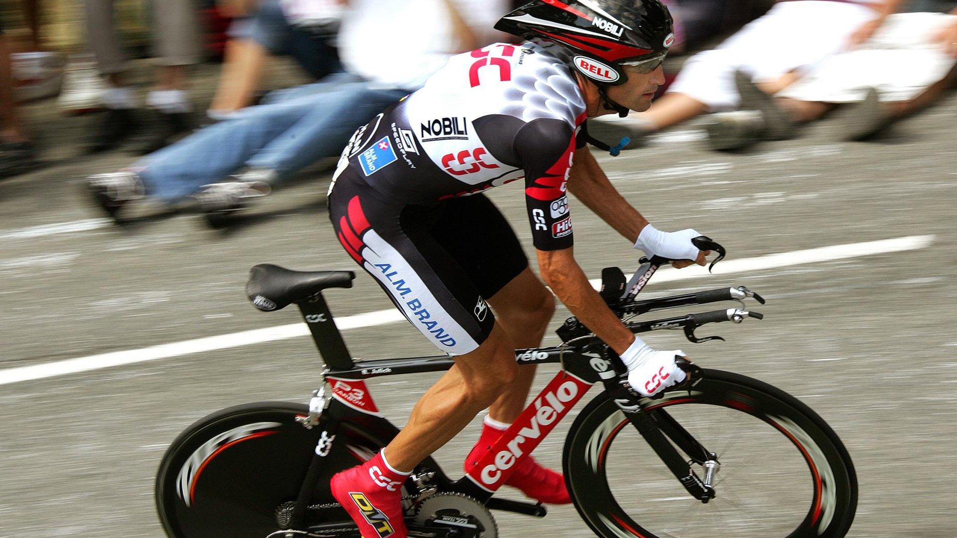 佩德里专访,罗德里金球奖证明中场球员价值,我的梦想是团队荣誉优先