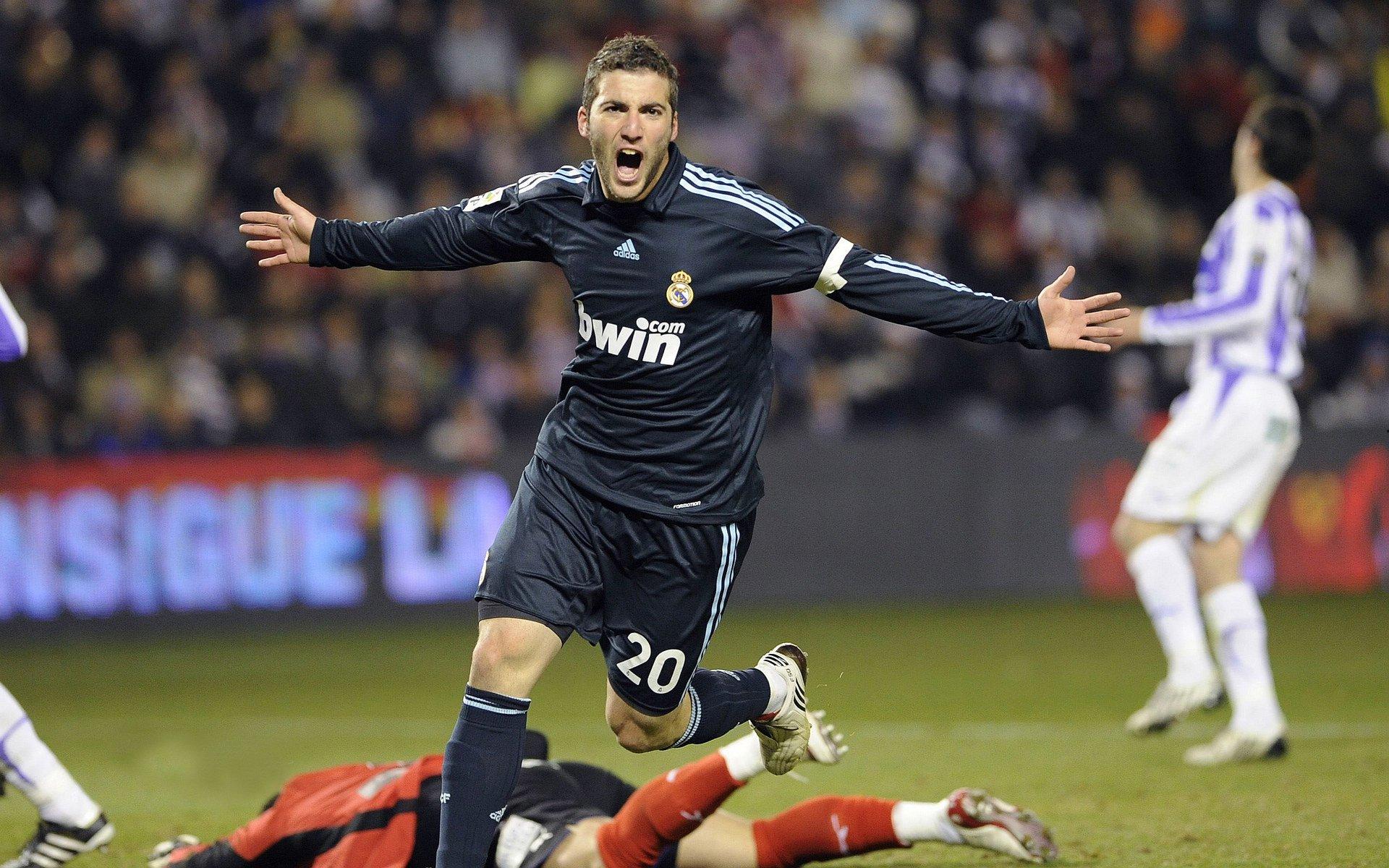 现身价6500万❗电讯报：莱比锡对塞斯科估价1.1亿，他是枪手目标